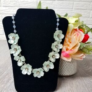 Vintage flower/w crystals necklace